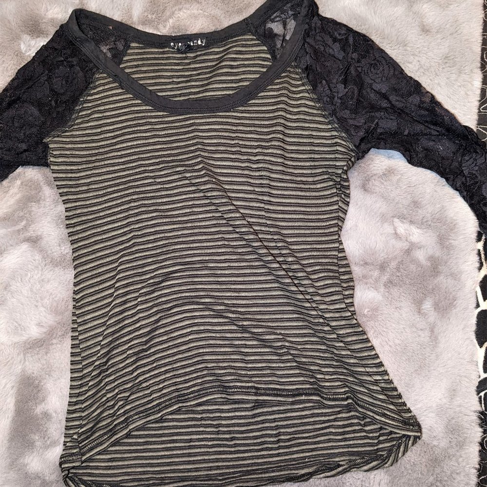 Girls/Juniors Eye Candy Brand Striped Top With Lace Sleeves Size XL